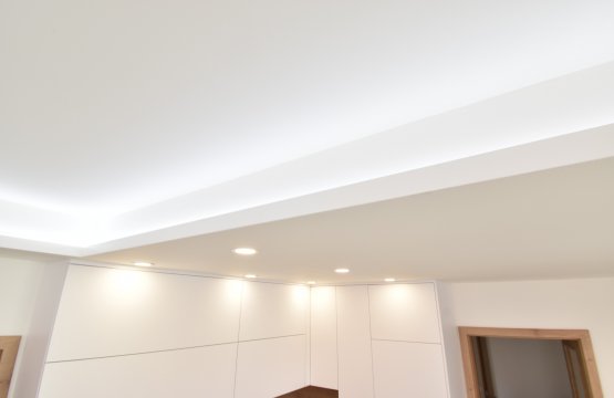 Kuchyně v minimalistickém designu Bystrc